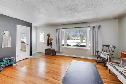 7517 Montana Street, Merrillville, IN 46410 - Photo 4