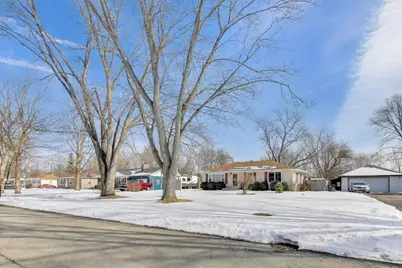 7517 Montana Street, Merrillville, IN 46410 - Photo 2