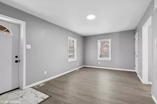 1025 Wallace St, Gary, IN 46404 - Photo 2