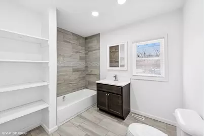 1025 Wallace Street, Gary, IN 46404 - Photo 8