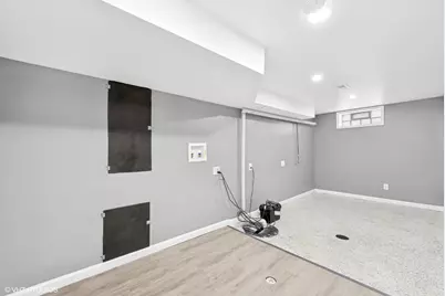 1025 Wallace Street, Gary, IN 46404 - Photo 14