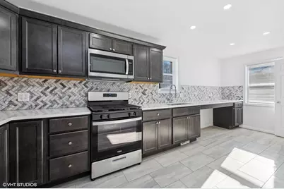 1025 Wallace Street, Gary, IN 46404 - Photo 4