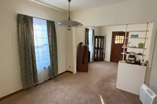 723 Lincoln St, Hobart, IN 46342 - Photo 4