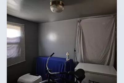 3942 Parrish Avenue, East Chicago, IN 46312 - Photo 8