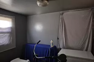 3942 Parrish Ave, East Chicago, IN 46312 - Photo 8