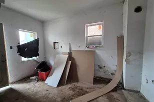 3942 Parrish Ave, East Chicago, IN 46312 - Photo 16