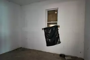 3942 Parrish Ave, East Chicago, IN 46312 - Photo 18