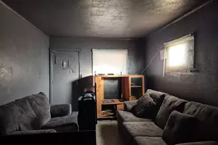 3942 Parrish Ave, East Chicago, IN 46312 - Photo 2