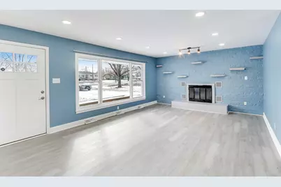 5024 E 73rd Avenue, Merrillville, IN 46410 - Photo 2