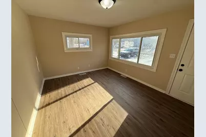3420 E 34th Avenue, Lake Station, IN 46405 - Photo 6