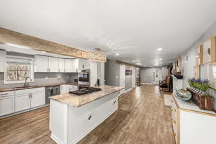 832 N Vanderburg St, Gary, IN 46403 - Photo 8