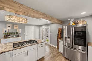 832 N Vanderburg St, Gary, IN 46403 - Photo 12