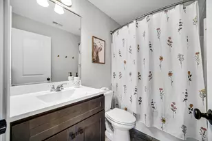 1761 Gurney St, Hobart, IN 46342 - Photo 16