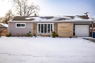 903 S Main St, Crown Point, IN 46307 - Photo 1