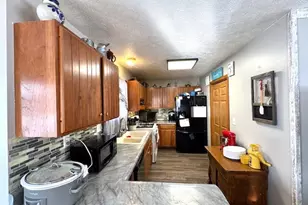 4135 S East Dr, Knox, IN 46534 - Photo 8