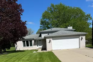 3229 Rustic Ln, Crown Point, IN 46307 - Photo 1