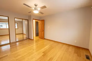 3229 Rustic Ln, Crown Point, IN 46307 - Photo 4