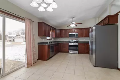 7800 Eider Avenue, Hobart, IN 46342 - Photo 4