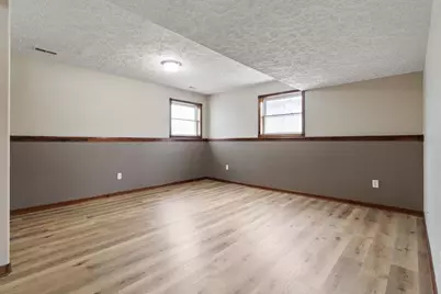 7800 Eider Avenue, Hobart, IN 46342 - Photo 26