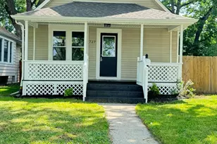 727 Water St, Hobart, IN 46342 - Photo 2