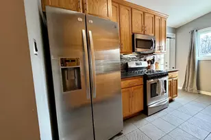 510 Belden Dr, Dyer, IN 46311 - Photo 4