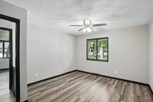 2711 Edgewood Dr, Dyer, IN 46311 - Photo 32