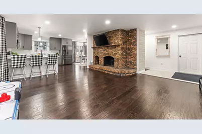 111 E Young Street, Hanna, IN 46340 - Photo 4