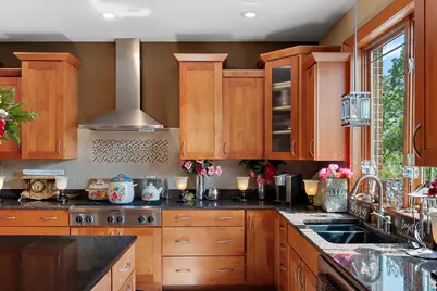 84 Liberty Lakes Drive, Valparaiso, IN 46385 - Photo 6