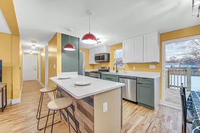 81 Lincoln Avenue, Hobart, IN 46342 - Photo 6