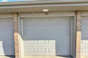 9814 Wildwood Ct, Highland, IN 46322 - Photo 24