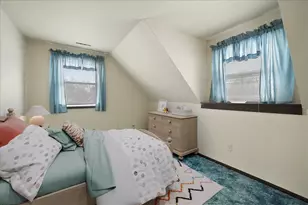 241 E 11th Pl, Hobart, IN 46342 - Photo 28