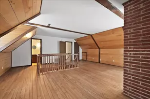 241 E 11th Pl, Hobart, IN 46342 - Photo 22