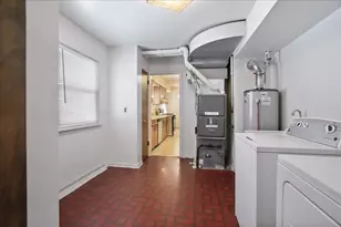 241 E 11th Pl, Hobart, IN 46342 - Photo 18