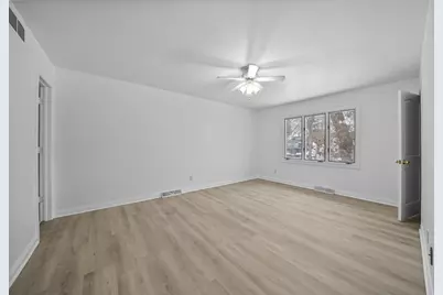 202 Beverly Lane, Hobart, IN 46342 - Photo 14