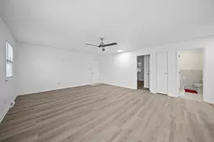 202 Beverly Ln, Hobart, IN 46342 - Photo 8