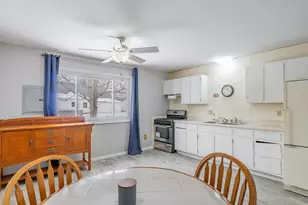 419 Portland Rd, Valparaiso, IN 46385 - Photo 10