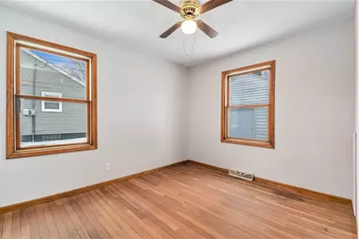 614 Vine Street, La Porte, IN 46350 - Photo 6