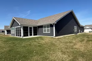 14082 Breakwater Ln, Cedar Lake, IN 46303 - Photo 4