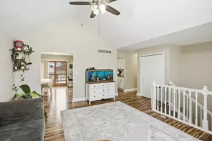 3001 Emerald Dr, Hobart, IN 46342 - Photo 6