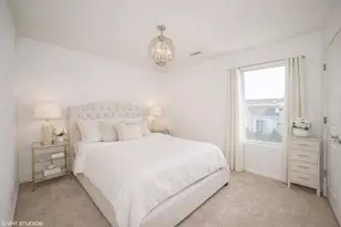 8569 Marshall St, Merrillville, IN 46410 - Photo 6