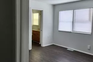 722-1 Capitol Rd, Valparaiso, IN 46385 - Photo 8