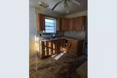 1407 E 36th Avenue, Gary, IN 46409 - Photo 8