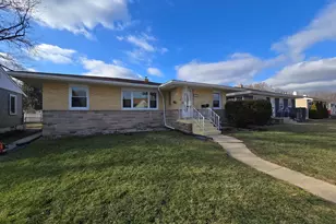 7230 Beech Ave, Hammond, IN 46324 - Photo 1