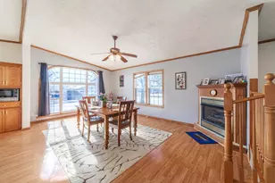 409 W South St, Hebron, IN 46341 - Photo 16