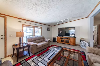 409 W South Street, Hebron, IN 46341 - Photo 20