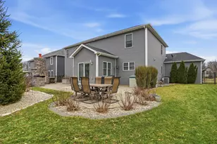 1983 Franklin Dr, Crown Point, IN 46307 - Photo 4