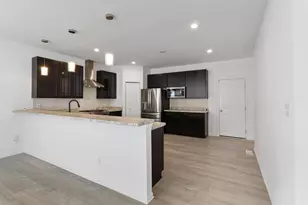 7485 Clark St, Merrillville, IN 46410 - Photo 6