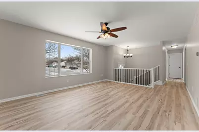 2461 S Hansen Boulevard, Hobart, IN 46342 - Photo 6