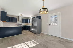 2461 S Hansen Blvd, Hobart, IN 46342 - Photo 12