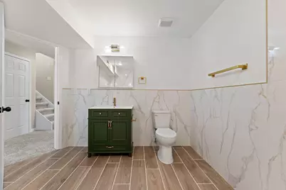 2461 S Hansen Boulevard, Hobart, IN 46342 - Photo 22